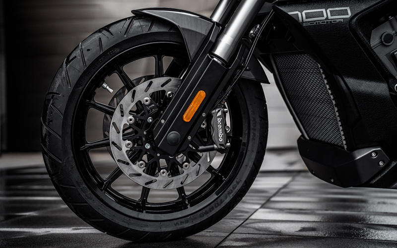 Benda LFC 700 Pro : moto