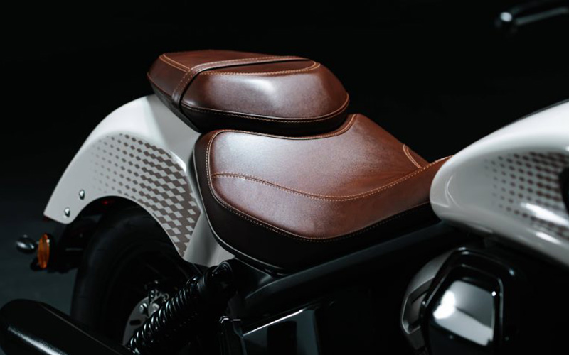 Benda Darkflag 950 : moto